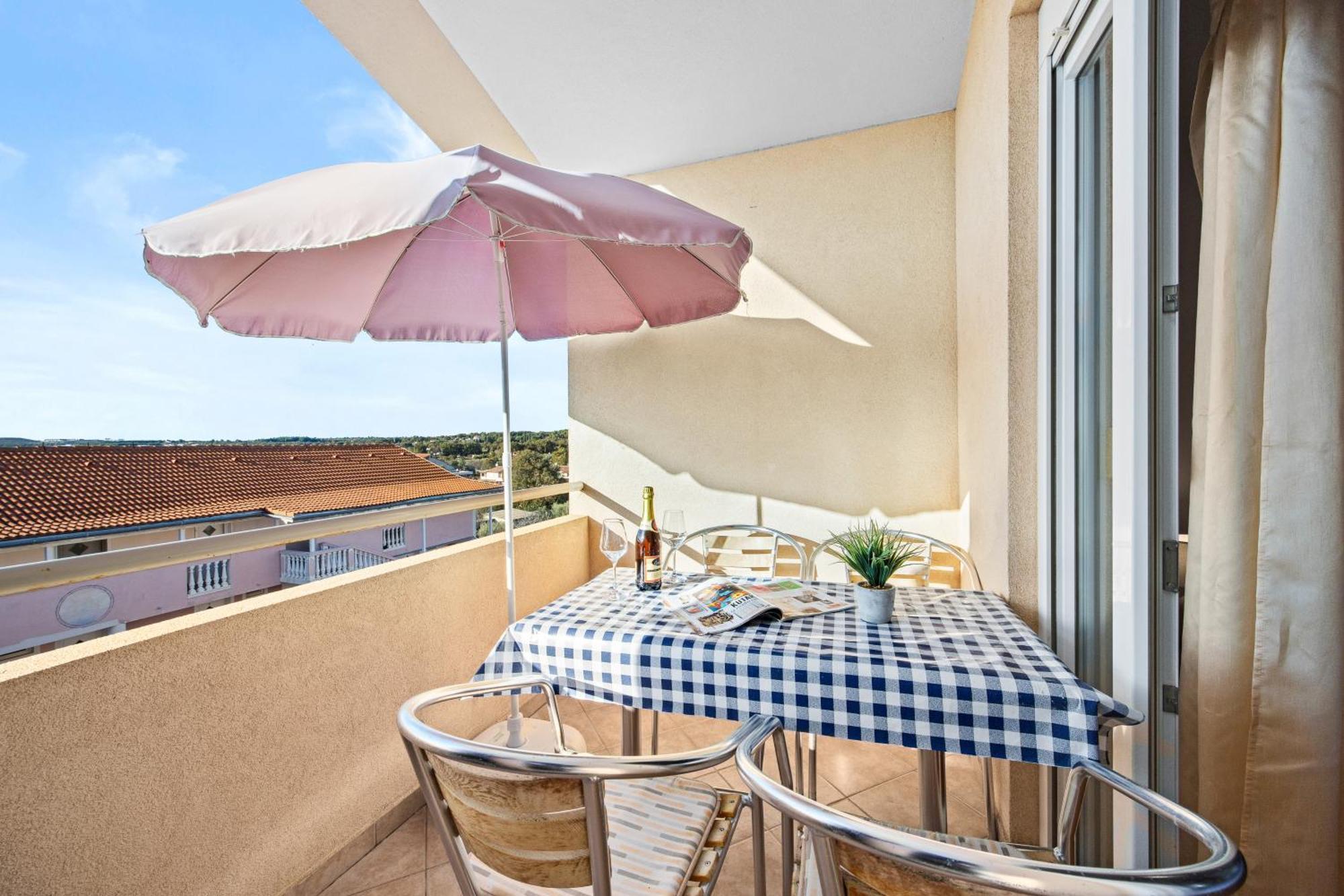 Apartment Medulin Home Екстериор снимка